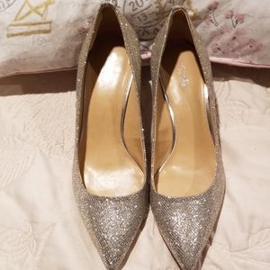 Michael Kors Metallic Pumps